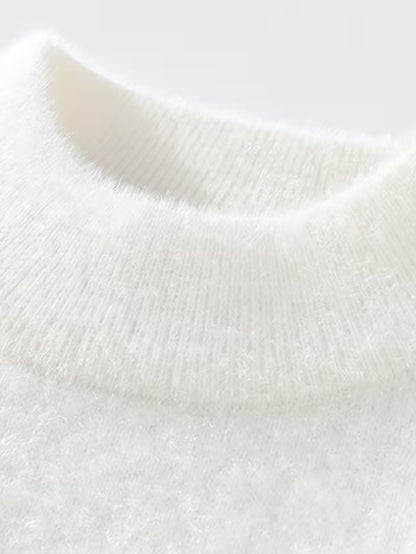 White Plaid Stripe Knit Sweater – Soft Winter Pullover with “N” Logo